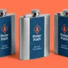Три металлические фляжки Polar Path с оранжевым логотипом и синим фоном на коралловом фоне