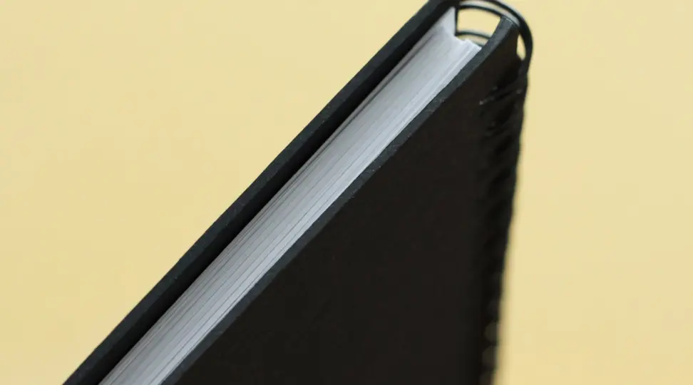 Блокнот с обложкой из переплетного картона - картинка 1